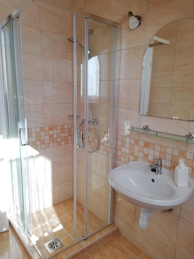Imola És Andrea Apartmanház Hajduszoboszlo Exterior foto