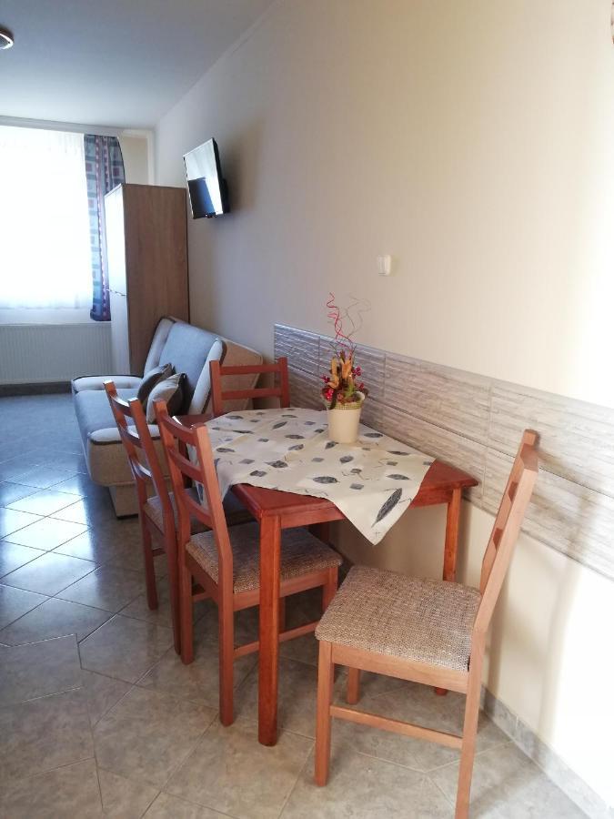 Imola És Andrea Apartmanház Hajduszoboszlo Exterior foto